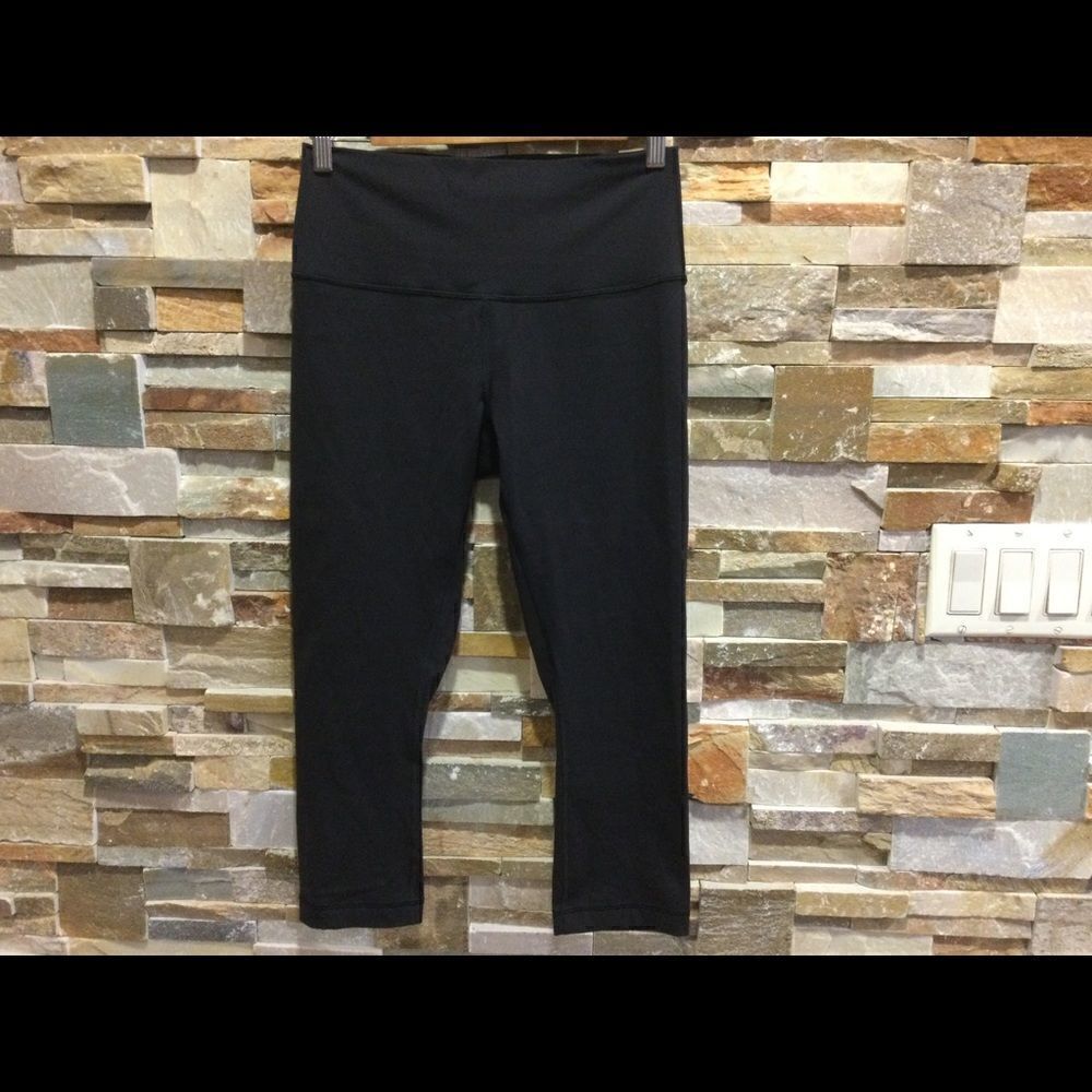 LULULEMON ATHLETICA Sport Capri  